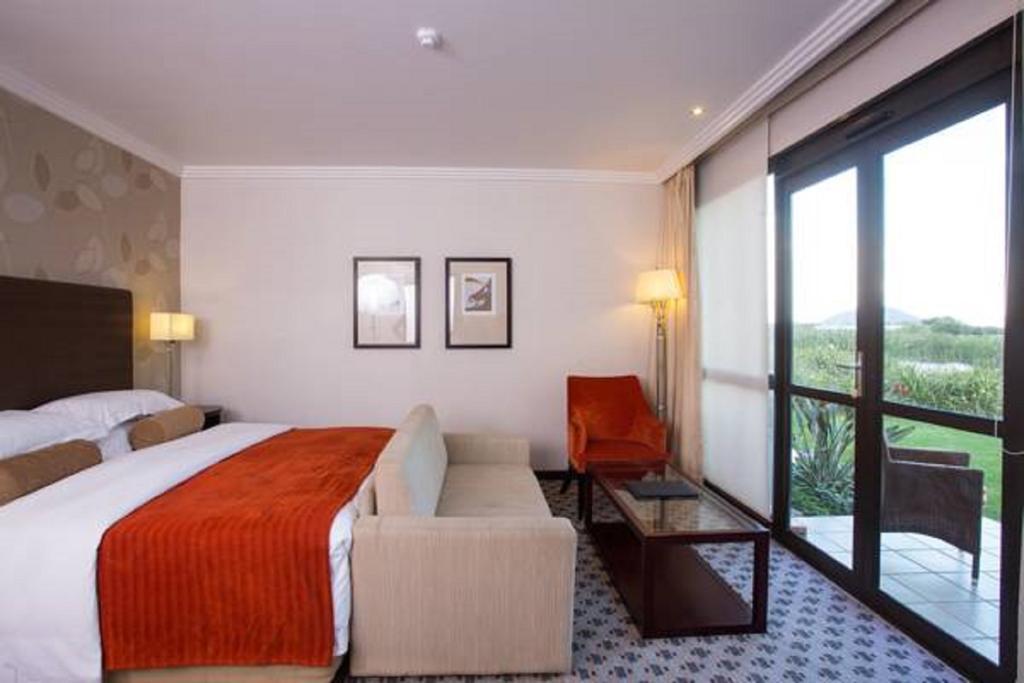 Phakalane Golf Estate Hotel Resort Gaborone Szoba fotó